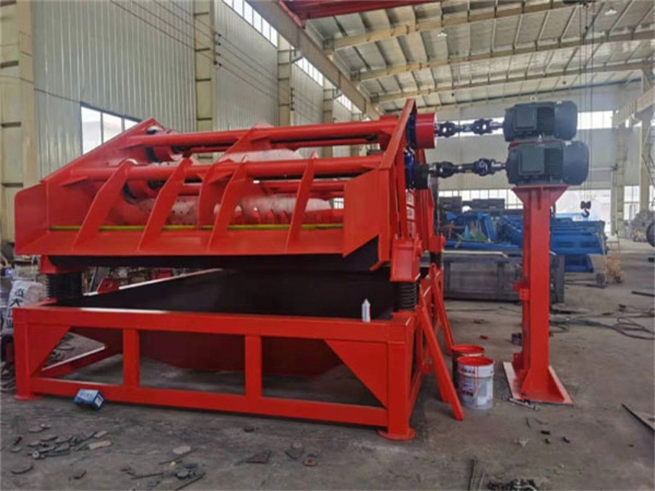 Linear dewatering screen